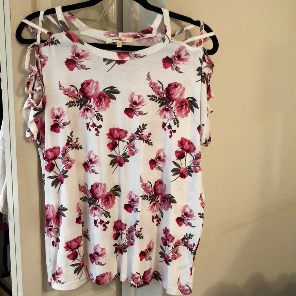 Rose pattern top